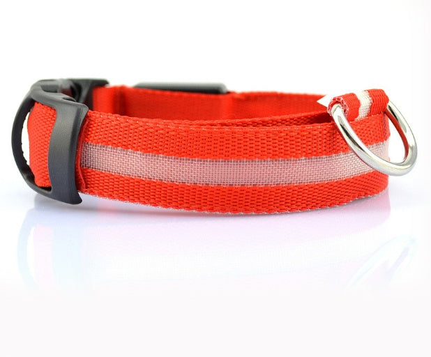 LED Dog Collar in red - Adjustable and Waterproof for Night Safety”
