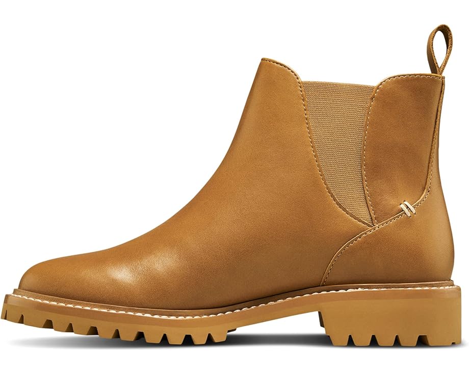 ide view of LABEL™ Go-To Chelsea Boots showing elasticized insets and pull tabs -