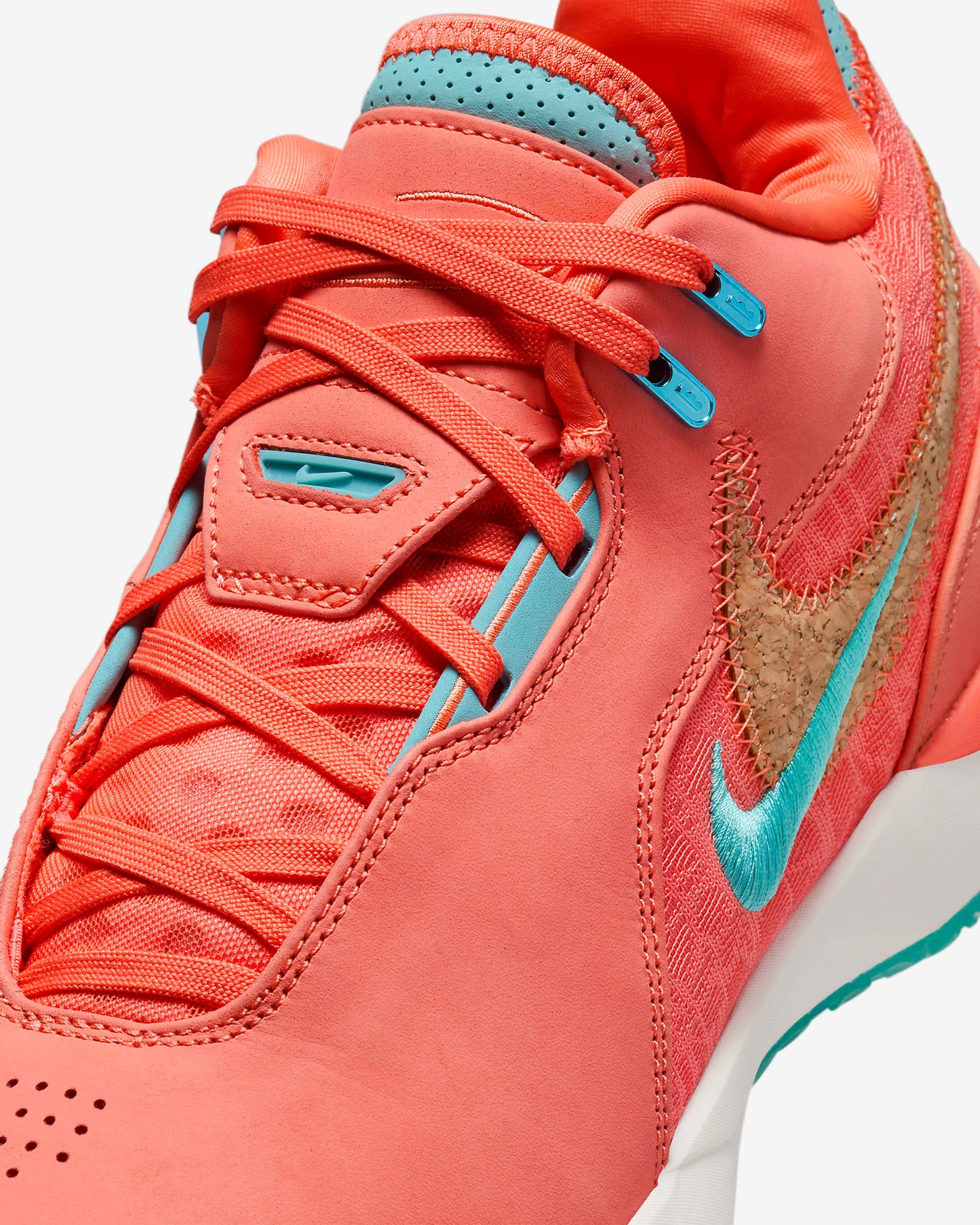 Side profile of LeBron NXXT Gen shoes with multidirectional traction inspired by Akron map. Closer view. 