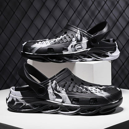 Graffiti Lightweight Comfortable Clogs For Men Women; look Like Crocs